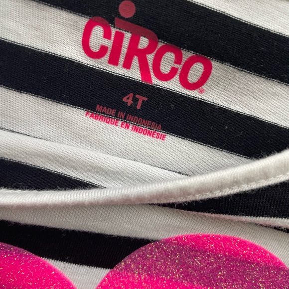 Heart Shirt 4T * Worn Once - Picture 3 of 3